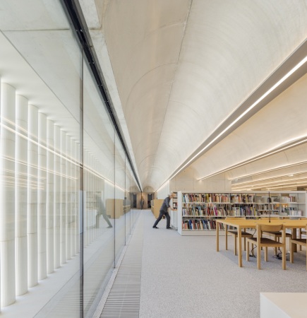 Mediathek von Beaudouin Architectes & Ivry Serres Architectures