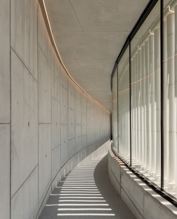 Mediathek von Beaudouin Architectes & Ivry Serres Architectures