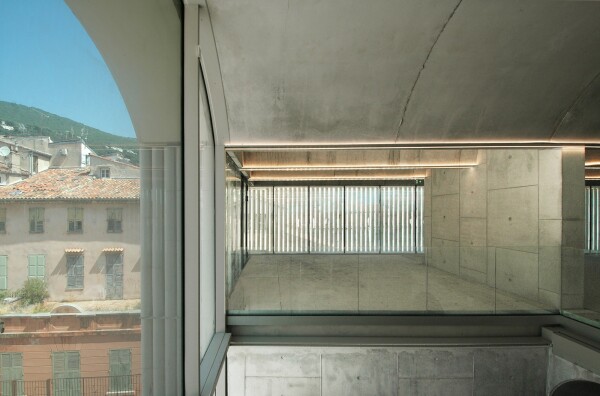 Mediathek von Beaudouin Architectes & Ivry Serres Architectures