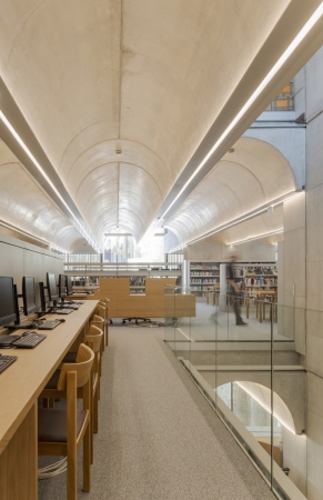 Mediathek von Beaudouin Architectes & Ivry Serres Architectures