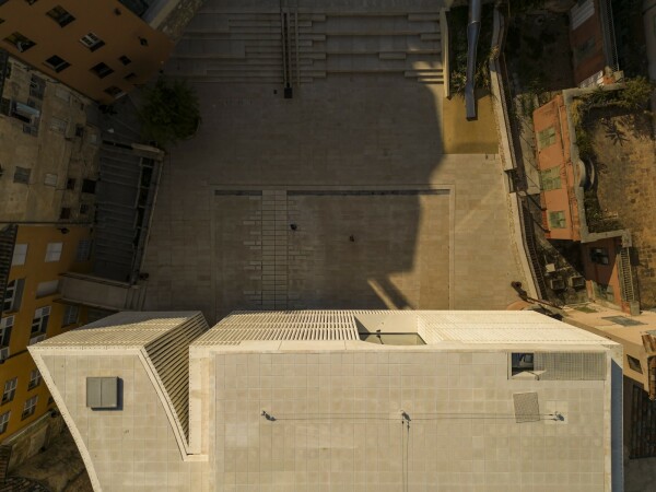 Mediathek von Beaudouin Architectes & Ivry Serres Architectures