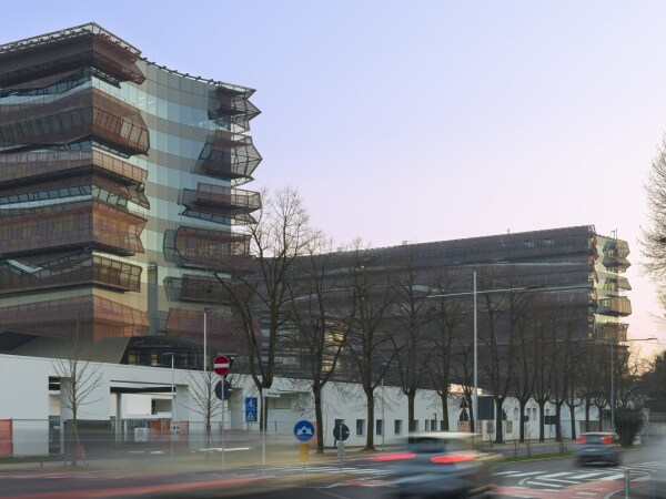 Brokomplex bei Mailand von Morphosis