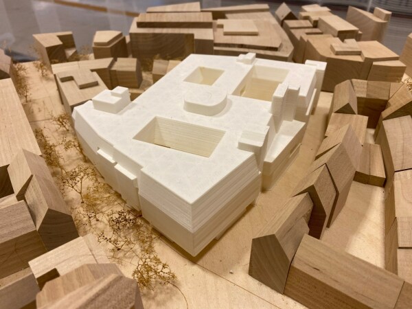 Das Gebude ist selbst Teil der studentischen Auseinandersetzung mit dem Bestand in Hannover.