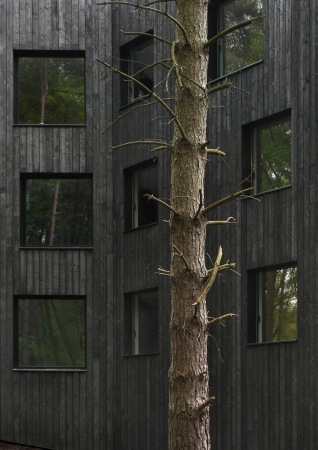 Huis aan t Laar auf dem Campus Monnikenheide von 51N4E, 2013