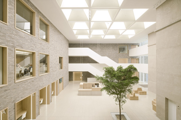 Rathauserweiterung in Holzwickede von Bez + Kock Architekten