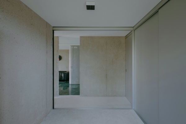 Wohnungsumbau in Kln von Demo Working Group