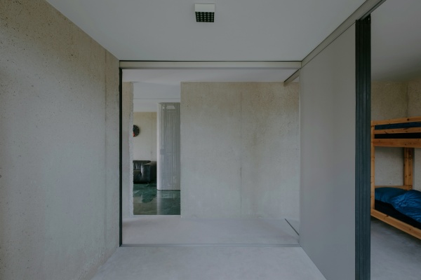 Wohnungsumbau in Kln von Demo Working Group