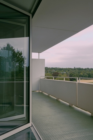 Wohnungsumbau in Kln von Demo Working Group