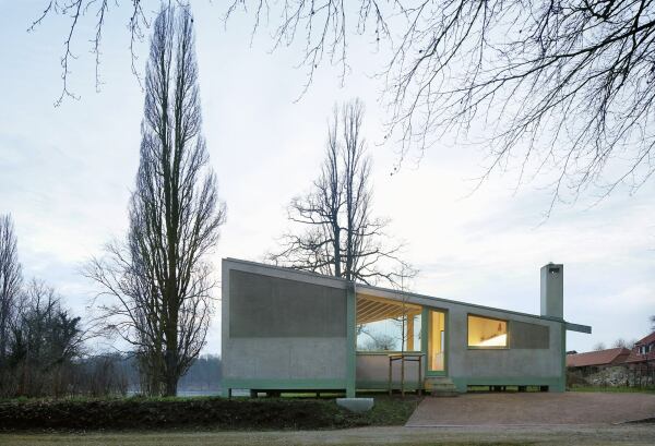 Anerkennung: Ferienhaus Struktur und Strukturalismus in der Landschaft in Trenthorst von AMUNT