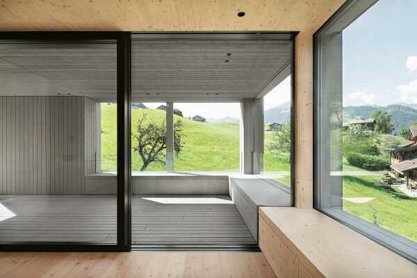 Anerkennung: Wohnhaus Elegante Scheune in Buchen (CH) von Sandro Durrer