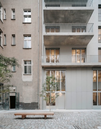 Anerkennung: Potenzial statt Problem  Hinterhaus Berlin von und fr Appels Architekten