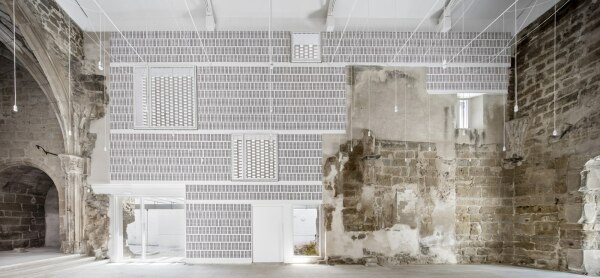 Nichts Neues  Bauen im Denkmal: Santa Maria de Vilanova de la Barca, Lleida, Spanien, AleaOlea architecture & landscape