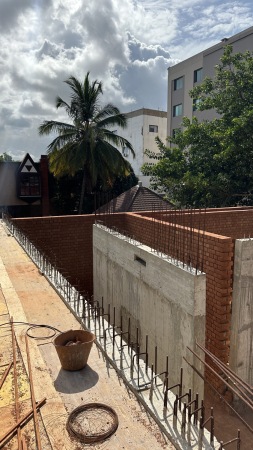 Baustellenbesuch beim Goethe-Institut in Dakar