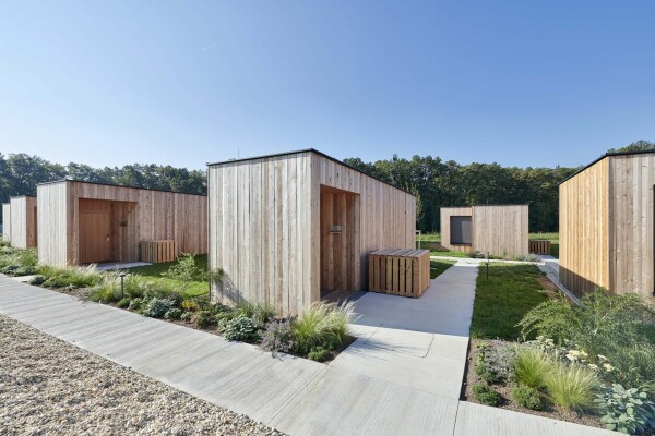 Nominiert: Erweiterung Wohnothek am Ratschen in Deutsch Sch�tzen von Pichler & Traupmann Architekten mit Lindle+Bukor � atelier f�r landschaft. Bauherrschaft: Ratschen Wohnothek