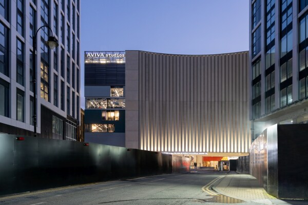 Kulturzentrum von OMA in Manchester