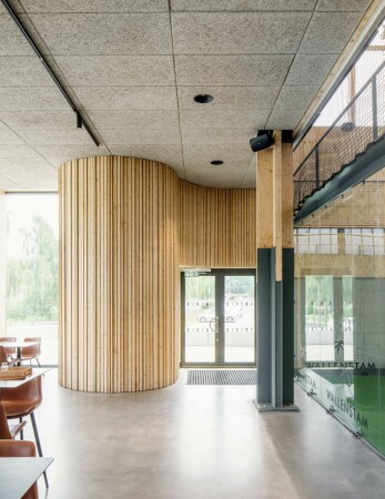 Padel-Tennishalle in M�lnlycke von Tengbom