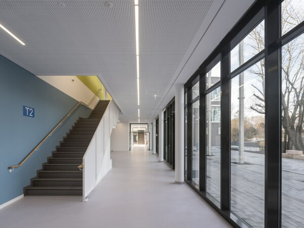 Schule in Berlin von Bge Lindner K2 Architekten