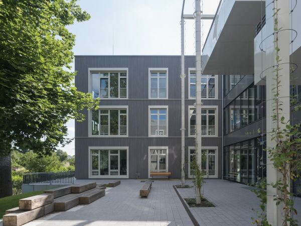 Schule in Berlin von Bge Lindner K2 Architekten