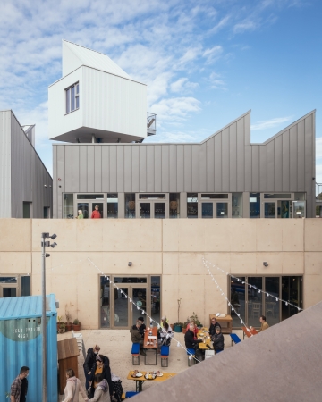 Kulturzentrum in Somerset von Invisible Studio und Ellis Williams Architects