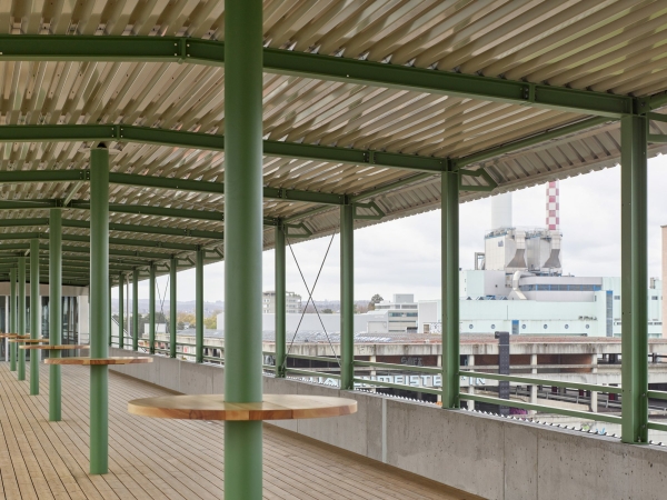 �Wohnen im ehemaligen Weinlager� in Basel von Esch Sintzel Architekten