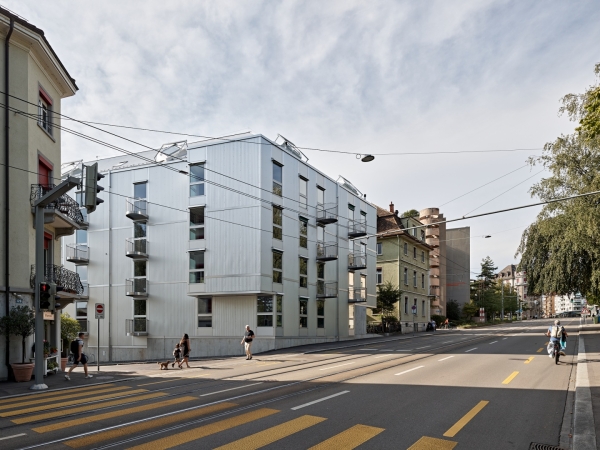 �Performatives Haus� in Z�rich von Edelaar Mosayebi Inderbitzin Architekt*innen