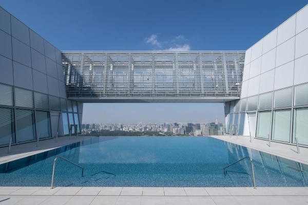 B�ro- und Gesch�ftshochhaus von OMA in Tokio