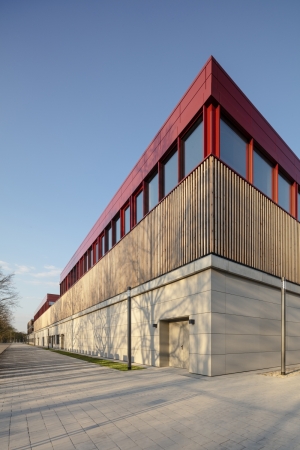 Fassade Sporthalle