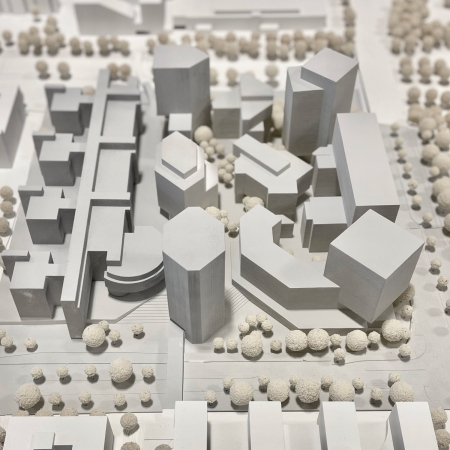 Modellfoto des gemeinsamen Entwurfs von Site Practice + ZUS, Pool Architekten, Robertneun Architekten, Mad arkitekter