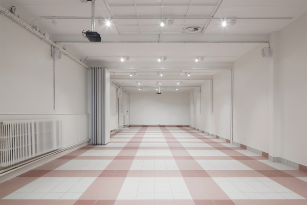 Schulumbau in Aalst von AUX