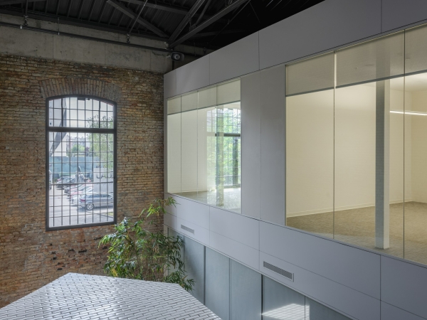 Amtsgebude in Zagreb von MORE arhitekture