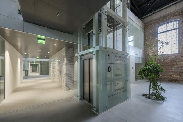 Amtsgeb�ude in Zagreb von MORE arhitekture