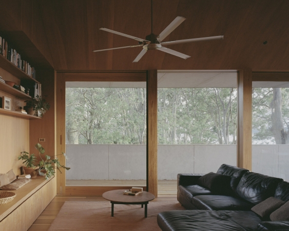 Wohnhaus in Mossy Point von Edition Office