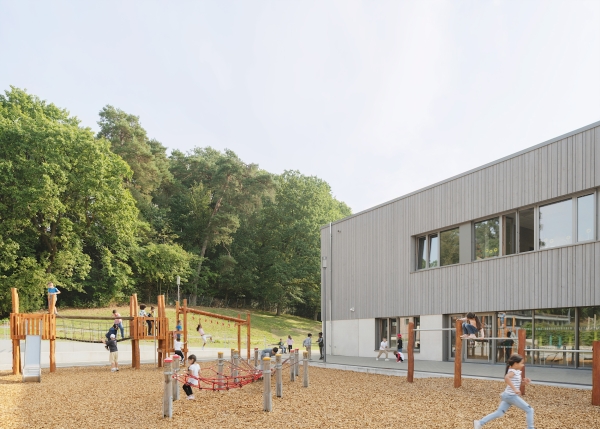 Schule in Aachen-Preuswald von New Architekten