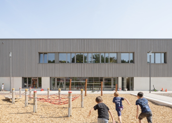 Schule in Aachen-Preuswald von New Architekten