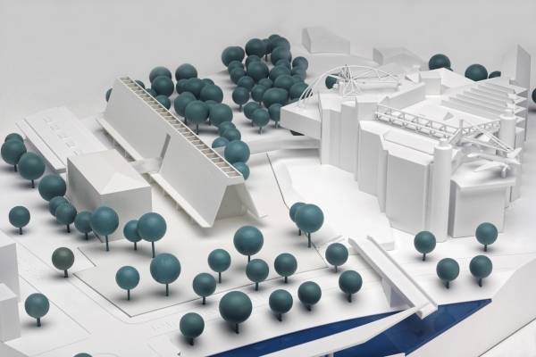 1. Preis: Innauer Matt Architekten (Bezau) mit Andreas Geser Landschaftsarchitekten (Zrich)  Modellfoto