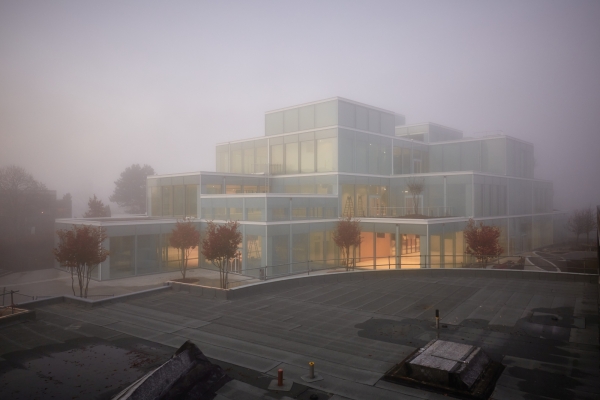 Lernzentrum von Sou Fujimoto Architects mit Burckhardt Architektur