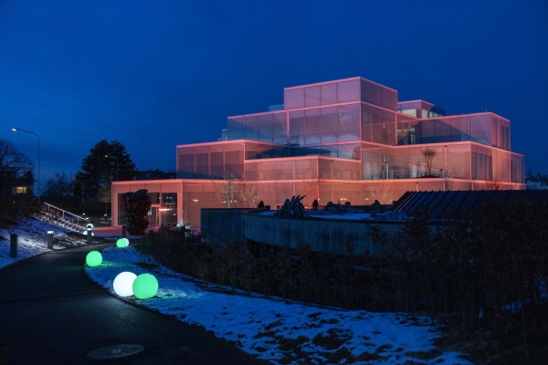 Lernzentrum von Sou Fujimoto Architects mit Burckhardt Architektur