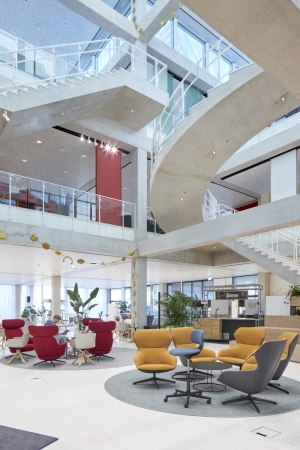 Lernzentrum von Sou Fujimoto Architects mit Burckhardt Architektur