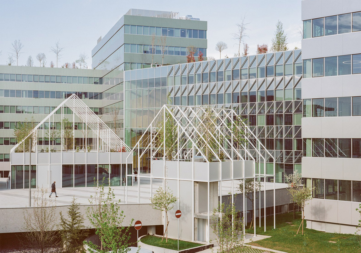 Fassadenspiel bei Mailand
 - Büropark-Sanierung von Studio Elementare
