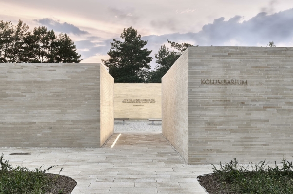 Kolumbarien im polnischen Radom von BDR Architekci