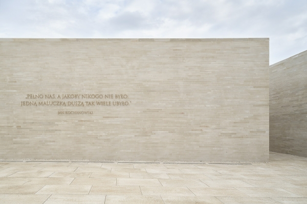 Kolumbarien im polnischen Radom von BDR Architekci