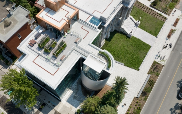 Bibliothekserweiterung in Montreal von EVOQ