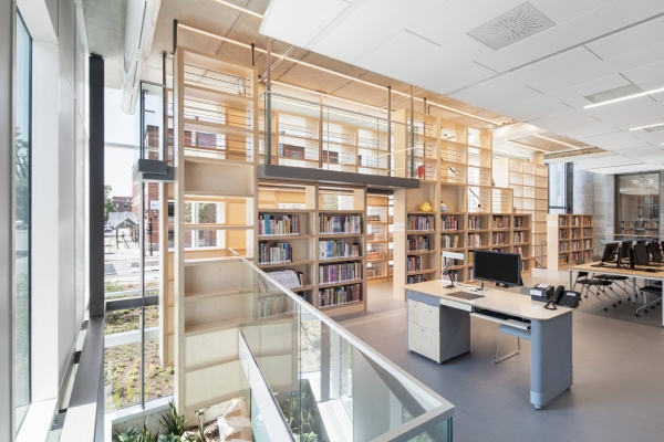 Bibliothekserweiterung in Montreal von EVOQ