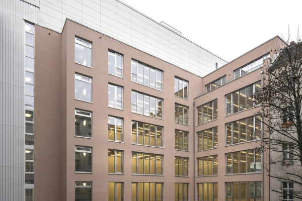 Gesch�ftsh�user von Baumhauer Architekten in Berlin