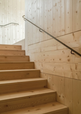 Besucherzentrum in Sexten von Delueg Architekten