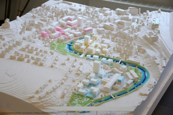 Quartier Backnang West: Modell des stdtebaulichen Siegerentwurfs von 2021 von Teleinternetcafe Architektur und Urbanismus zusammen mit Treibhaus Landschaftsarchitektur