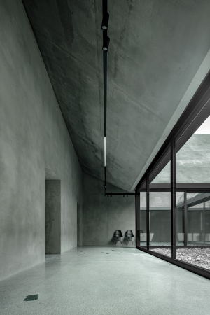 Firmensitz-Umbau in Sdtirol von Pedevilla Architects
