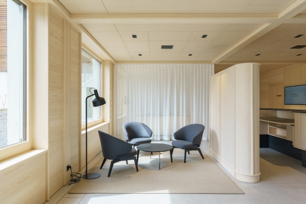 Bankgebude im Kanton Bern von akkurat bauatelier