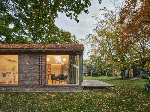 Denkmalgerechte Erweiterung in Bremen von Felix Brinkhege