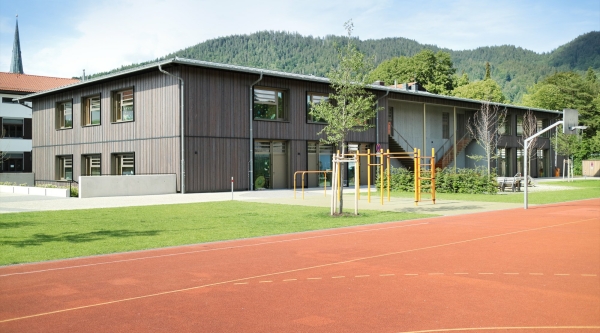 Grundschule in Rottach-Egern von Peck.Daam Architekten